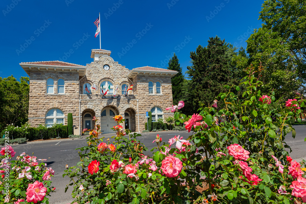 Sunny exterior view of the Sonoma City Hall