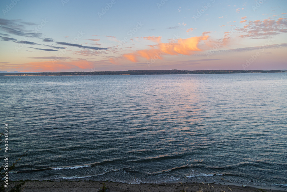 Obraz premium sunset over the sea
