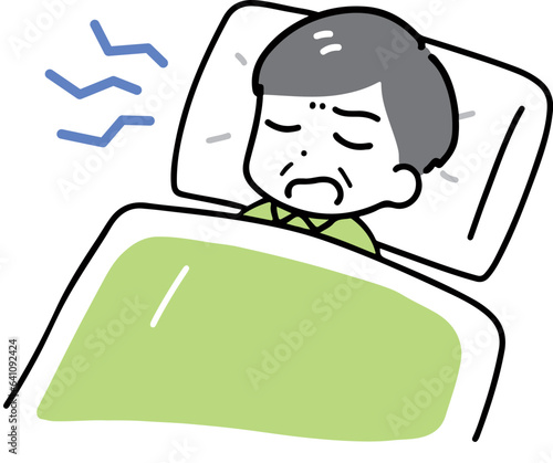 睡眠中にいびきをかくパジャマのシニア男性(上半身)