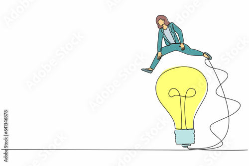 Continuous one line drawing businesswoman jumping over big light bulb. Creativity and improvisation business idea. Innovation transformation technology. Single line design vector graphic illustration