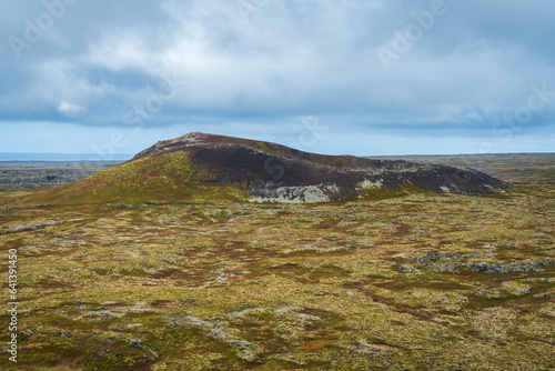 Obraz na płótnie Ladscape of the Saxhóll Crater (Iceland) w salonie