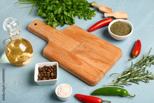 Empty wooden cutting board ...
