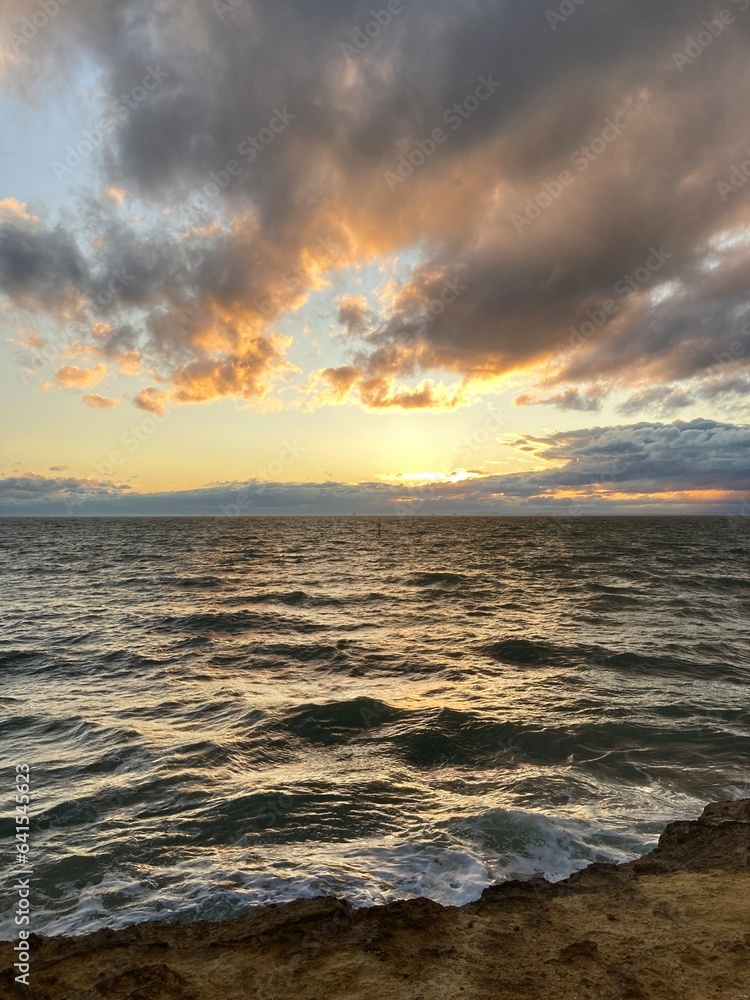 Fototapeta premium sunset over the sea