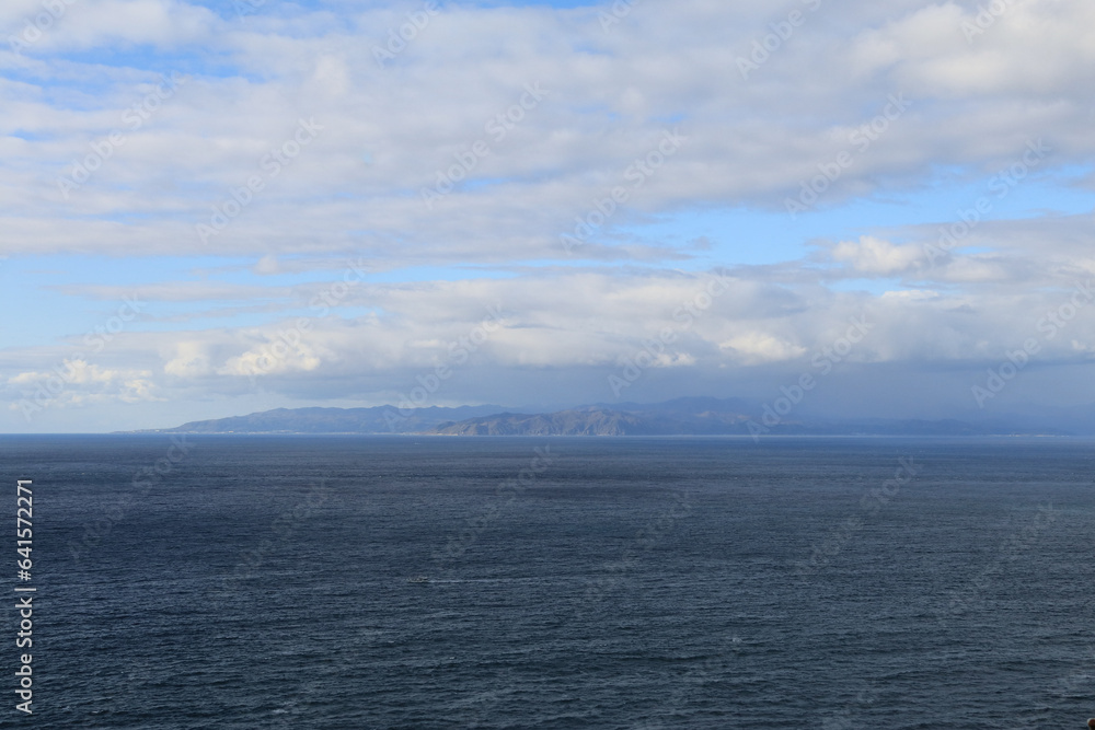 竜飛岬より望む下北半島。