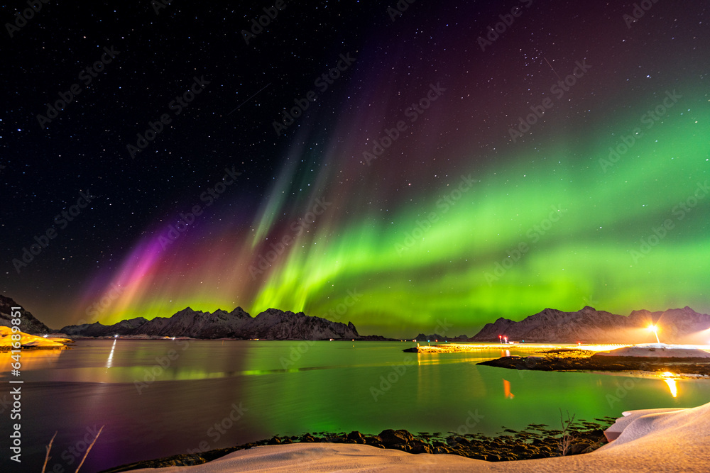 A very strong aurora with wonderful
colors