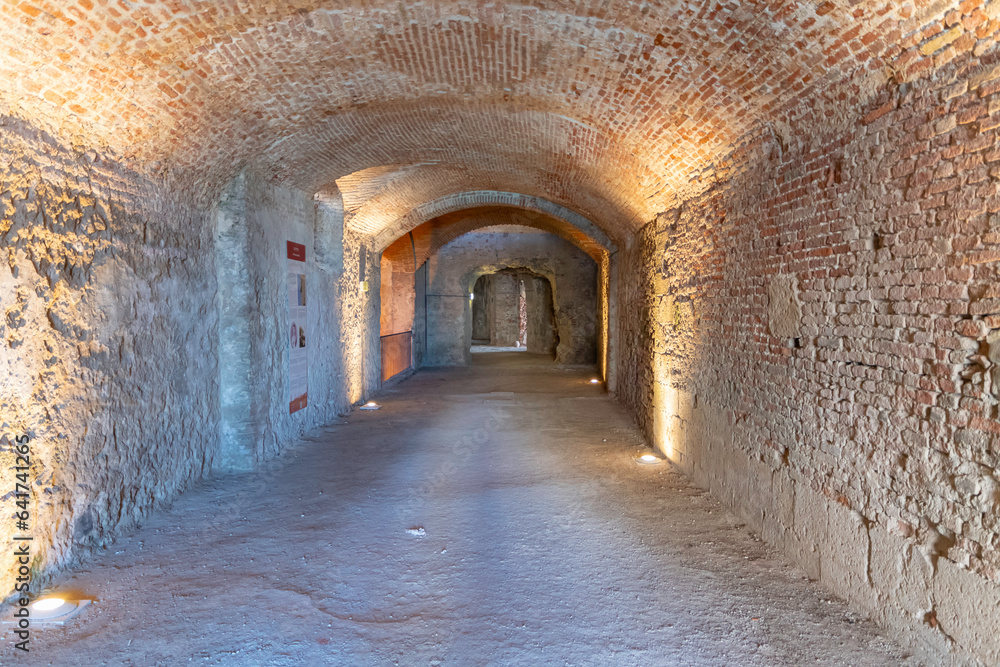 Vue du souterrain de la vieille forteresse de Livourne, Italie.