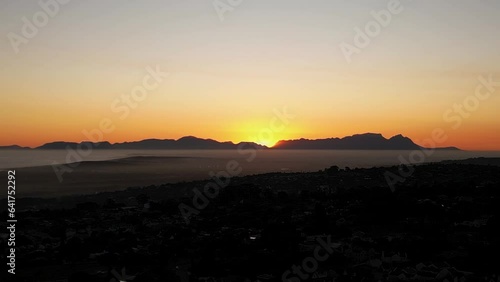 Wallpaper Mural Sonnenuntergang im Wolkenmeer Torontodigital.ca