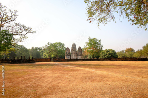 Obraz na plátně Ruins from the historic city of Sukhothai, Thailand