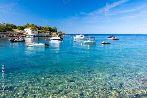 Obraz na płótnie crystal clear Adriatic sea on Pag island in Croatia w salonie