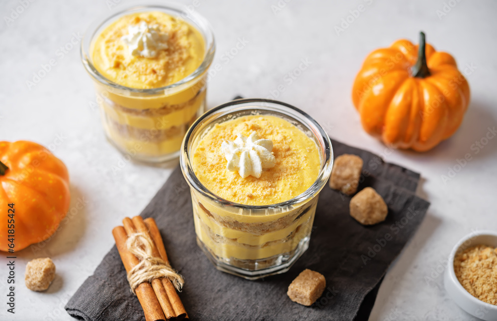 Pumpkin greek yogurt cake parfait in a glass Pumpkin greek yogurt cake parfait in a glass