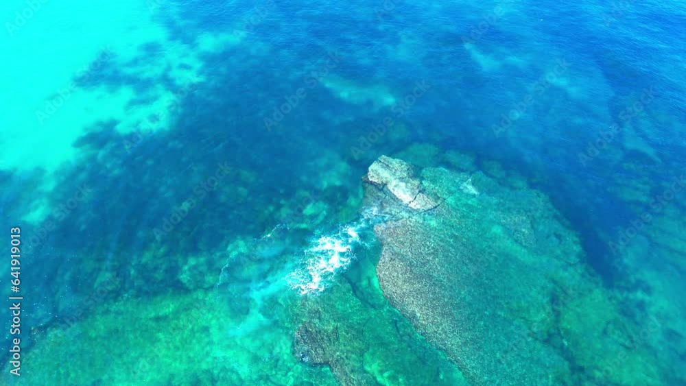 aerial view of blue ocean crashing waves, 4k aerial view of blue ocean crashing waves, 4k