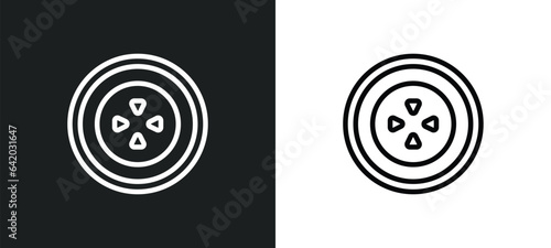 oyster omelette icon isolated in white and black colors. oyster omelette outline vector icon from food collection for web, mobile apps and ui.