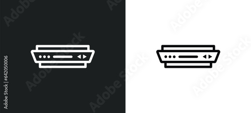 cd player icon isolated in white and black colors. cd player outline vector icon from smart home collection for web, mobile apps and ui.