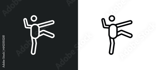 kickboxing icon isolated in white and black colors. kickboxing outline vector icon from sport collection for web, mobile apps and ui.