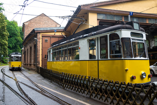 Straßenbahn im Kirnitzschtal in der Sächsischen Schweiz