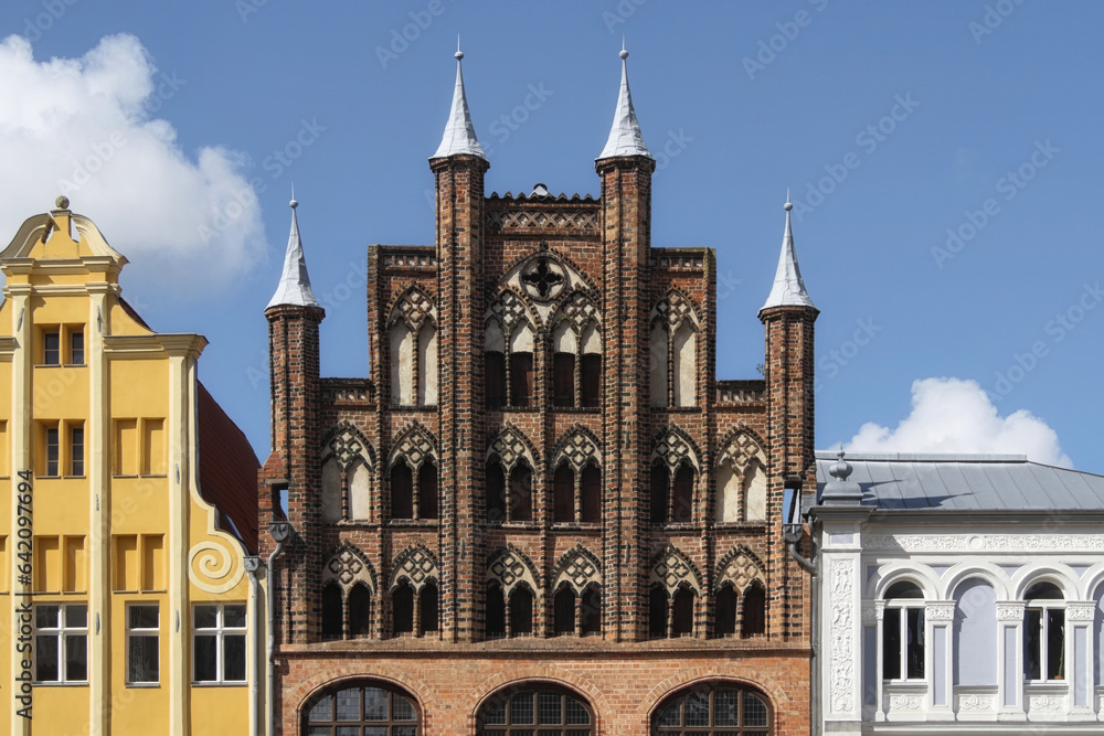 Stralsund - gotischer Giebel am Alten Markt, Mecklenburg-Vorpommern, Deutschland, Europa