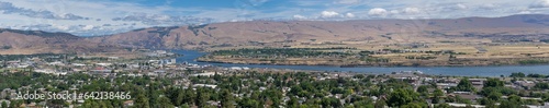A panoramic view of the Columbia River and the city of the Dalles, Oregon