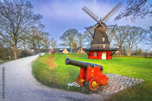 Obraz na płótnie Copenhagen, Denmark. Kastelsmollen, a Dutch windmill in Kastellet citadel. w salonie