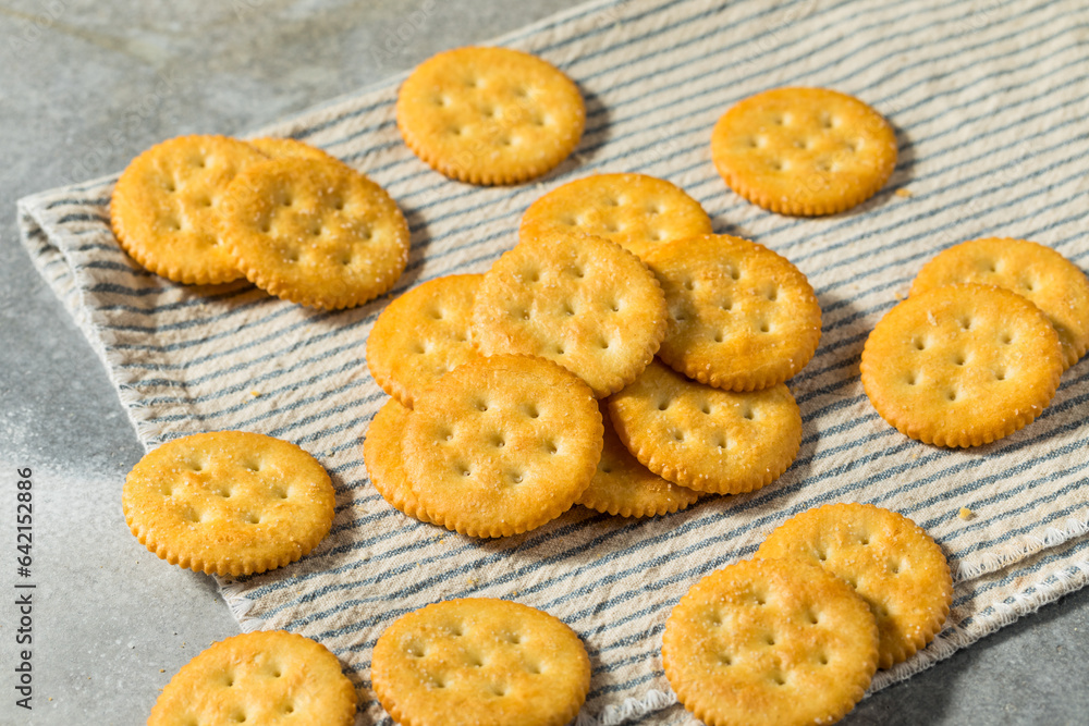 Round Brown Healthy Crackers
