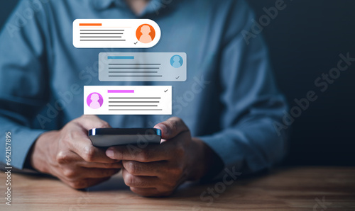 social network, conversation, message, comment, speech bubble, banner, context, communicate, discussion, chat. use smartphone to comment and chatting via social network. then speech bubble alert it.