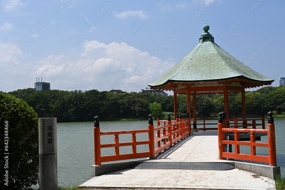Obraz premium 大濠公園浮見堂