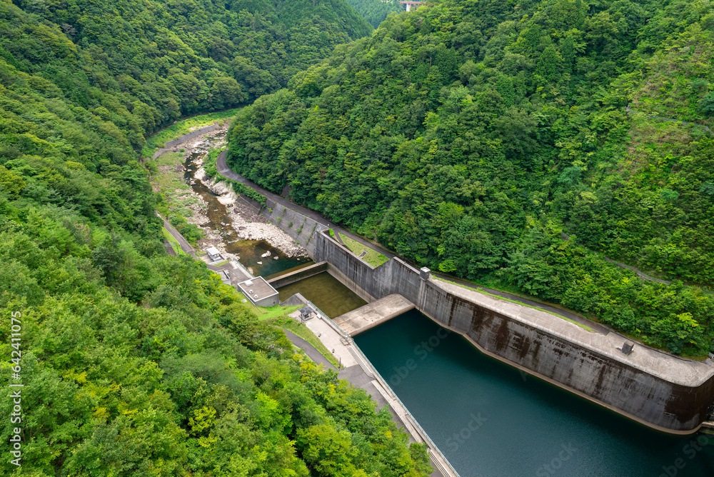 広島県、温井ダムの風景