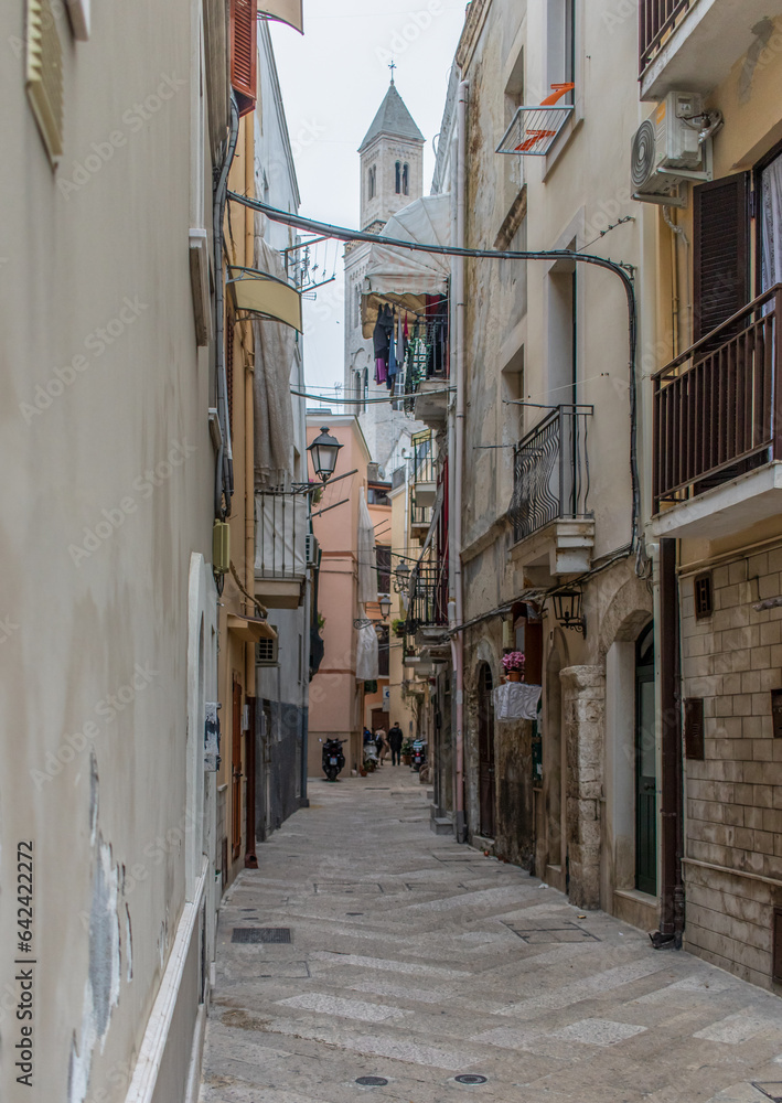 Φωτογραφία Bari, Italy - one of the pearls of Puglia region, Old Town Bari displays a pecul