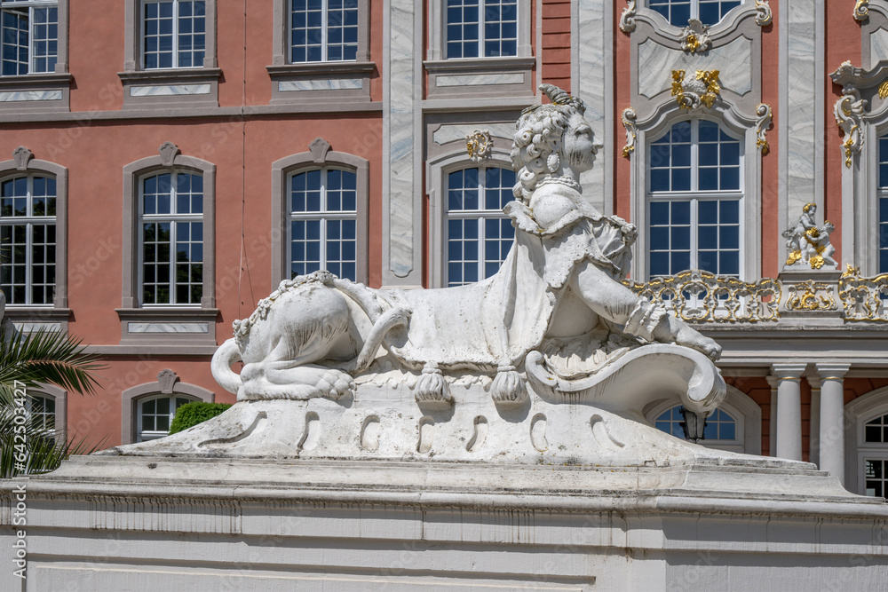 Statue dans le Palais princier de Trèves en Allemagne 