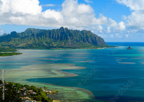 Landscape photograph of Kaneohe Bay from the Pu'u Ma'eli'eli Trail, Oahu, Hawaii.