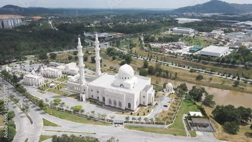 4K aerial footage of Sendayan Mosque, Malaysia