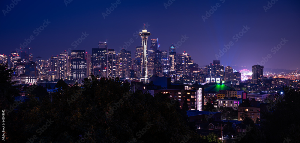 Fototapeta premium Kerry Park Blue Hour Pano 1