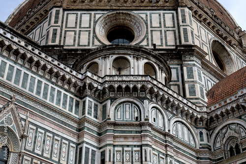 The masterful architecture of Florence Cathedral © marek_usz