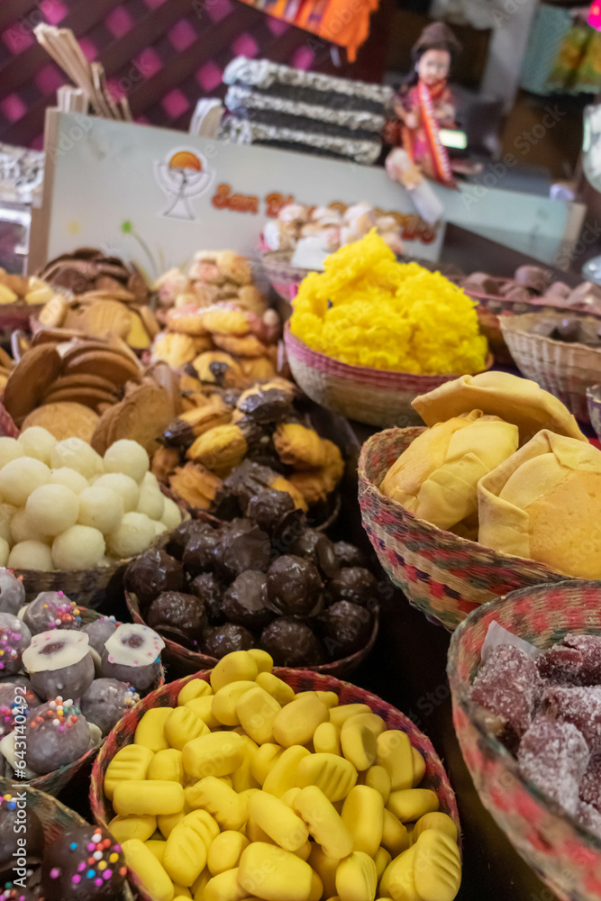 dulces del corpus crhisty en las fiestas de semana santa en cuenca ecuador 