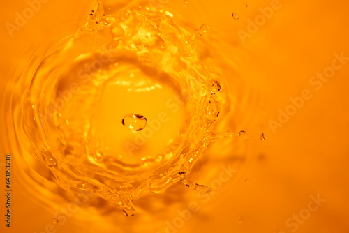 Top view of orange water crown.