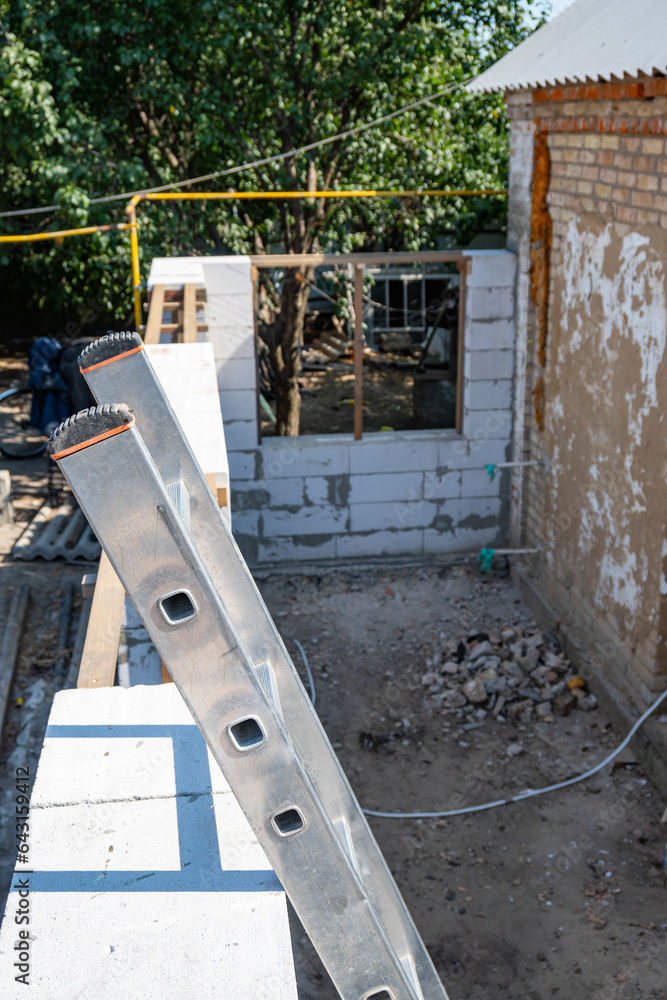 Wall of aerated concrete blocks, top view. Laying aerated concrete