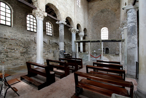 Chiesa romanica di Santa Maria delle Grazie a Grado; colonne e capitelli di spoglio photo