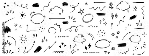 Sketch line cute star element, arrow, heart shape. Hand drawn doodle sketch style circle, cloud speech bubble grunge element set. Arrow, star sparkle, heart brush decoration. Vector illustration