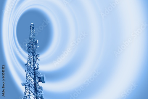 Quadro su tela Antenna tower of telecommunication and Phone base station with TV and wireless i