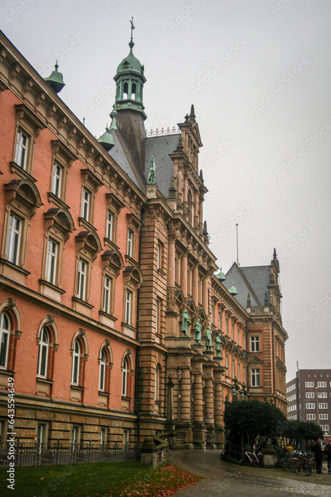 View of Hamburg State Court: Civil Justice Building