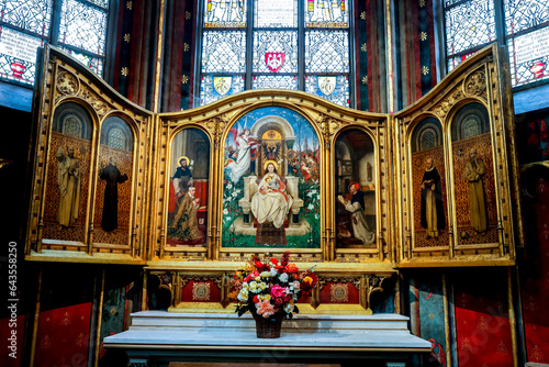 Fototapeta Our Lady cathedral, Antwerp, Belgium. Altarpiece.