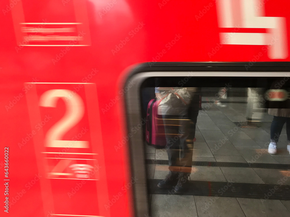 Fototapeta premium detail bild von einem zug im Bahnhof