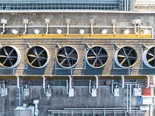Rooftop cooling tower fan
