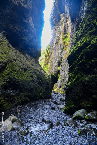 gorge 