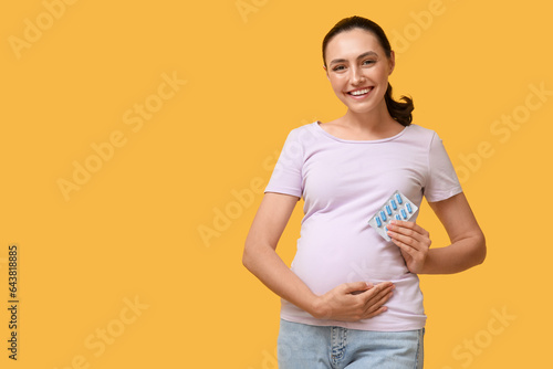 Young pregnant woman with F...