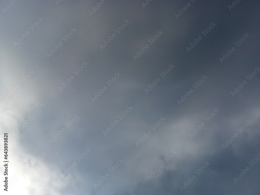 Fototapeta premium overcast sky in rain season