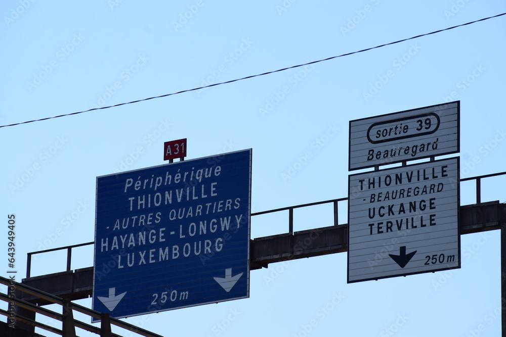 highway signs in France