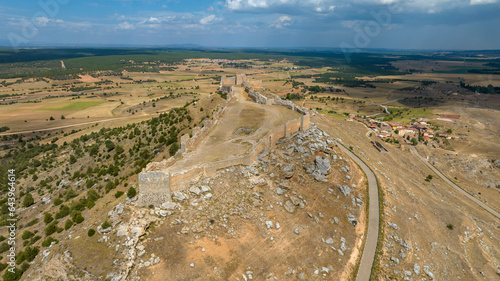 Vista aérea de la fortaleza califal de Gormaz en la provincia de Soria, España
