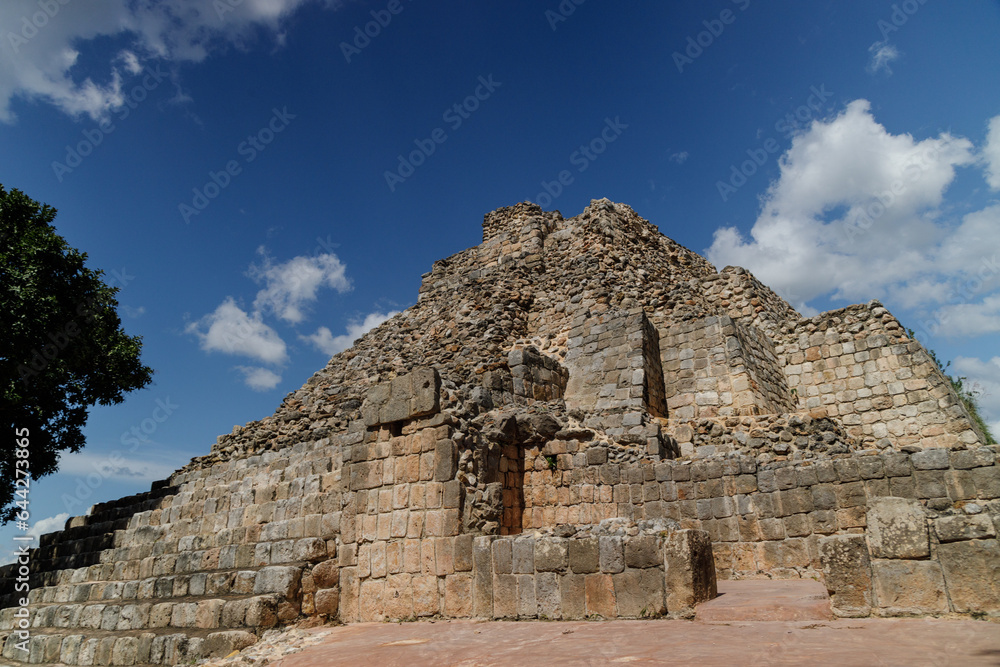 Zona arqueológica de Oxkintok, Yucatán, México