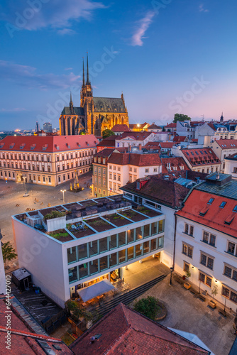Obraz na płótnie Brno, Czech Republic. Aerial cityscape image of Brno, second largest city in Czech Republic with the Cathedral of St. Peter and Paul at summer sunset. w salonie
