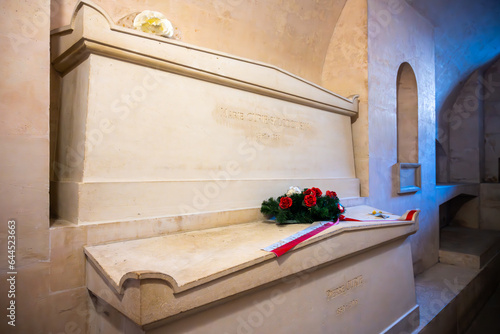 Fototapet The Tomb of Marie Curie-Sklodowska and Pierre Currie in the crypt of Pantheon in
